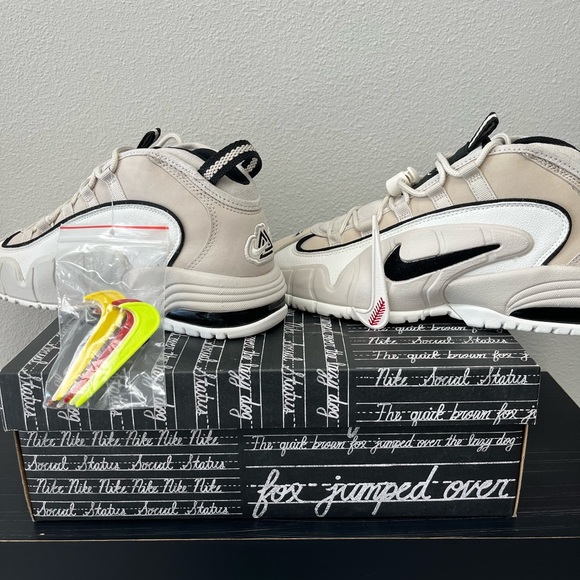 SOLDNew Nike Pennys (Changeable Nike Sign/Laces) - Picture 5 of 5